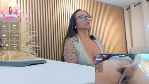 Snapshot of lulu_072 chatting on November 2025 12:09:02 AM lulu online show from November 2025 12:09:02 AM