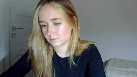 Lulu Baby18 online show from March 2026 09:08:01 PM