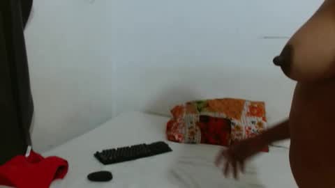 LULU LIZ online show from March 2026 04:21:02 PM