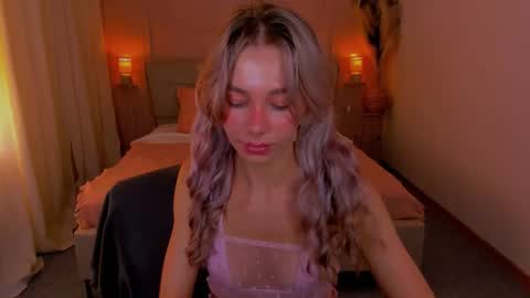 Snapshot of lulualise chatting on July 2026 02:13:02 PM Alise online show from July 2026 02:13:02 PM