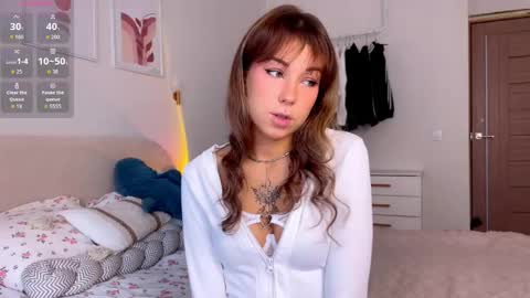 Snapshot of luluberryx chatting on May 2026 02:19:02 AM lulu berry online show from May 2026 02:19:02 AM