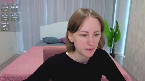 Lily online show from October 2025 10:34:02 AM