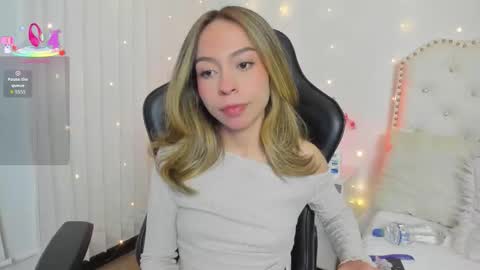 luluuberry online show from February 2026 11:32:02 PM