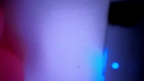 Snapshot of luly_blue chatting on July 2026 05:31:02 AM Luly online show from July 2026 05:31:02 AM