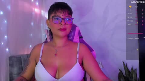 Snapshot of luna__cute chatting on December 2024 03:11:01 PM Luna online show from December 2024 03:11:01 PM