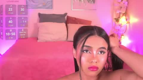Snapshot of luna_cullen chatting on May 2026 07:20:01 PM Lunita online show from May 2026 07:20:01 PM
