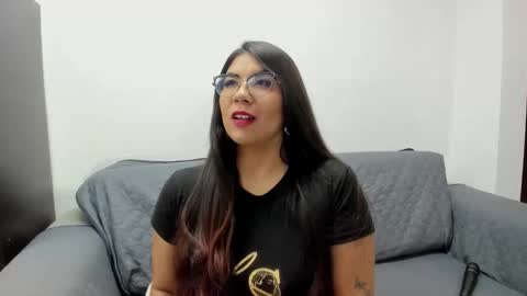 Snapshot of luna_dumont chatting on November 2025 11:56:01 AM luna online show from November 2025 11:56:01 AM