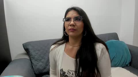 Snapshot of luna_dumont chatting on November 2025 11:20:02 AM luna online show from November 2025 11:20:02 AM