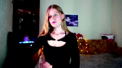 Snapshot of luna_evan chatting on October 2025 10:23:02 AM luna_evan online show from October 2025 10:23:02 AM