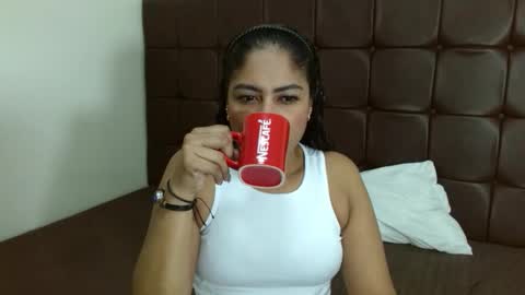 luna_fyre online show from February 2026 12:20:01 PM