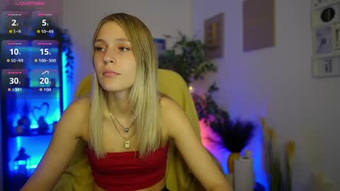 luna_grace18 online show from April 2026 11:41:02 AM