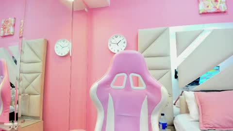 luna_hix online show from April 2026 04:17:01 AM