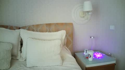 Snapshot of luna_hoti chatting on March 2025 11:40:02 AM luna_hoti online show from March 2025 11:40:02 AM