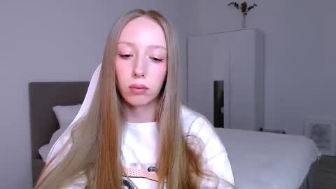 Luna online show from January 2026 09:29:01 PM