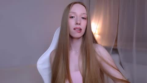 Luna online show from April 2026 09:39:33 PM