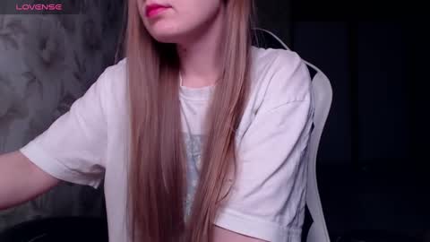 Luna online show from December 2024 03:22:01 PM