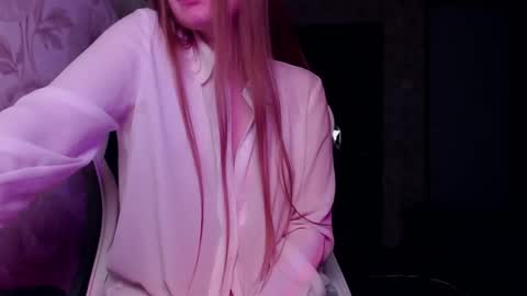 Luna online show from January 2025 01:16:02 AM