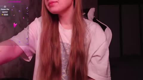 Luna online show from January 2025 11:36:02 PM