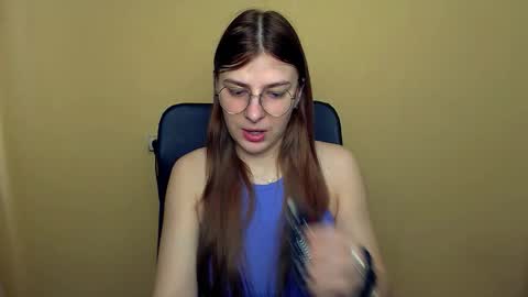 Luna online show from March 2026 10:10:01 AM