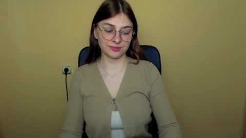 Luna online show from May 2026 09:50:02 AM