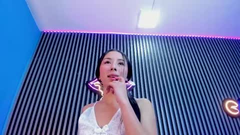 Snapshot of luna_roose1 chatting on May 2026 08:06:01 PM Luna Rosse online show from May 2026 08:06:01 PM