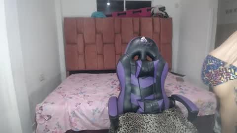 Luna online show from December 2024 01:29:01 AM