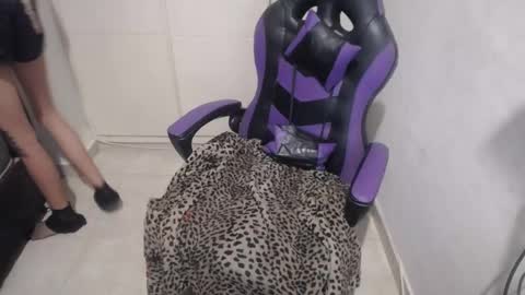 Luna online show from December 2024 02:15:01 AM