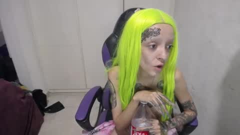 Luna online show from December 2024 07:46:02 PM