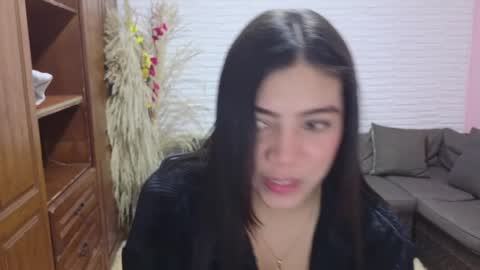 luna_rousse26 online show from June 2026 01:28:02 PM