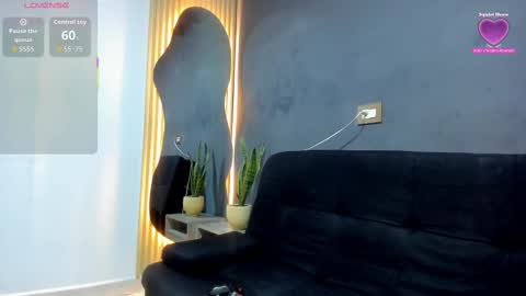 Snapshot of luna_sophya chatting on September 2025 12:49:02 PM luna_sophya online show from September 2025 12:49:02 PM