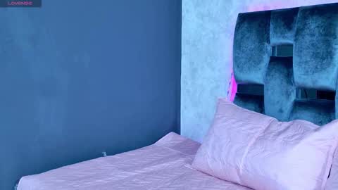 Snapshot of luna_sophya chatting on September 2025 11:48:01 AM luna_sophya online show from September 2025 11:48:01 AM