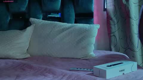 Snapshot of luna_sophya chatting on October 2025 12:02:02 PM luna_sophya online show from October 2025 12:02:02 PM