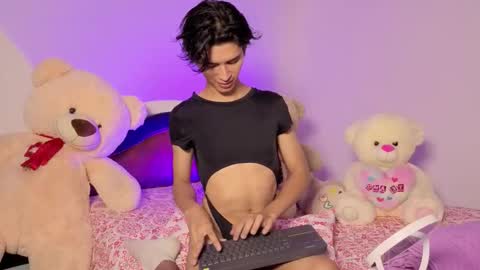 Luna Stanford online show from May 2026 03:35:02 AM