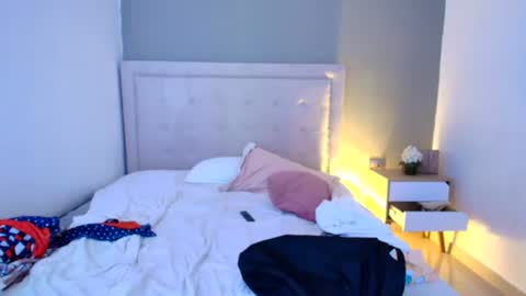 Snapshot of lunaa08 chatting on February 2026 02:15:02 AM lunaa08 online show from February 2026 02:15:02 AM