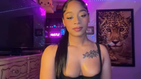 lunaa_11 online show from June 2026 05:58:01 AM