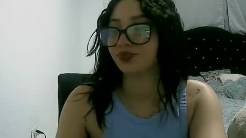 Snapshot of lunaa_sub chatting on January 2025 04:09:01 AM lunaa_sub online show from January 2025 04:09:01 AM