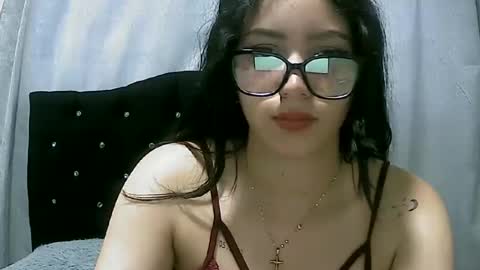 Snapshot of lunaa_sub chatting on February 2025 11:08:02 PM lunaa_sub online show from February 2025 11:08:02 PM