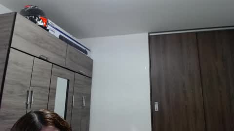 Snapshot of lunaa_sub chatting on October 2025 06:17:02 PM lunaa_sub online show from October 2025 06:17:02 PM