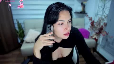 Luna online show from October 2025 12:25:02 AM