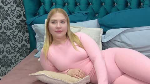 LunaHouston online show from January 2025 02:04:02 AM