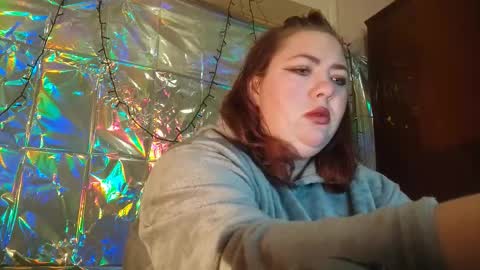 Snapshot of lunakissa_74 chatting on December 2025 08:58:01 PM Viktoria online show from December 2025 08:58:01 PM
