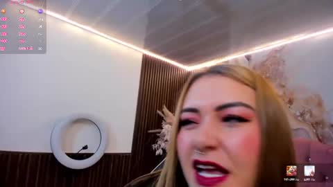 Snapshot of lunakitty_tay chatting on July 2026 11:37:02 AM LUNA KITTY online show from July 2026 11:37:02 AM