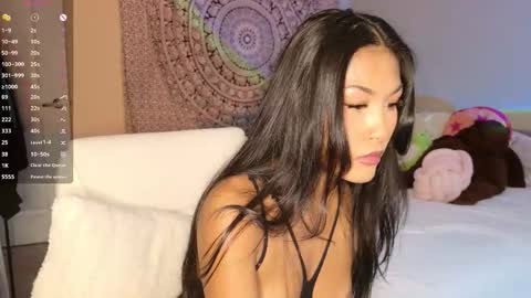 luna dela cruz online show from November 2025 08:31:01 PM