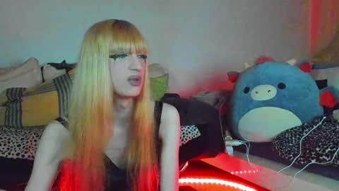 Snapshot of lunaleporem chatting on January 2026 12:35:01 AM You can call me Luna 3 online show from January 2026 12:35:01 AM