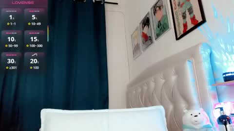 Luna online show from April 2026 08:31:01 PM