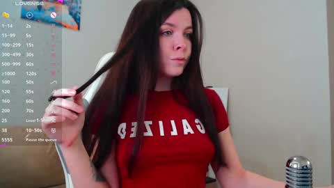 Luna online show from February 2025 07:13:02 AM