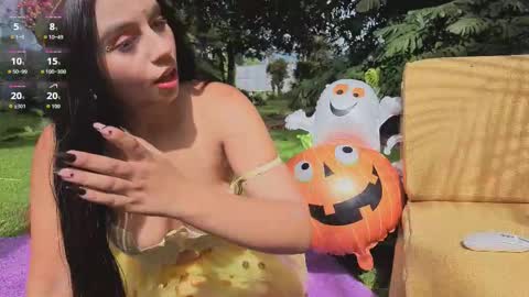 Snapshot of lunaluxe1001 chatting on October 2025 01:56:02 PM lunaluxe1001 online show from October 2025 01:56:02 PM