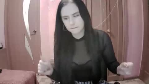 lunamystique_ online show from February 2025 02:13:02 PM