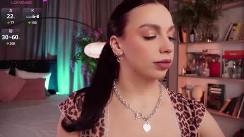 Snapshot of lunanight_ chatting on January 2025 11:58:02 PM Luna next streams Mon Fri Sat Sun 8pm-5am gmt0 online show from January 2025 11:58:02 PM