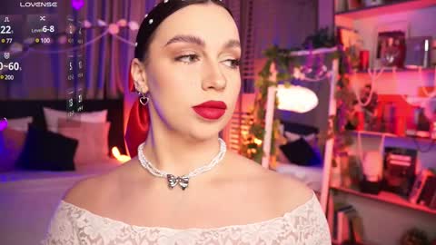 Snapshot of lunanight_ chatting on February 2025 08:43:02 PM Luna next streams Mon Fri Sat Sun 8pm-5am gmt0 online show from February 2025 08:43:02 PM
